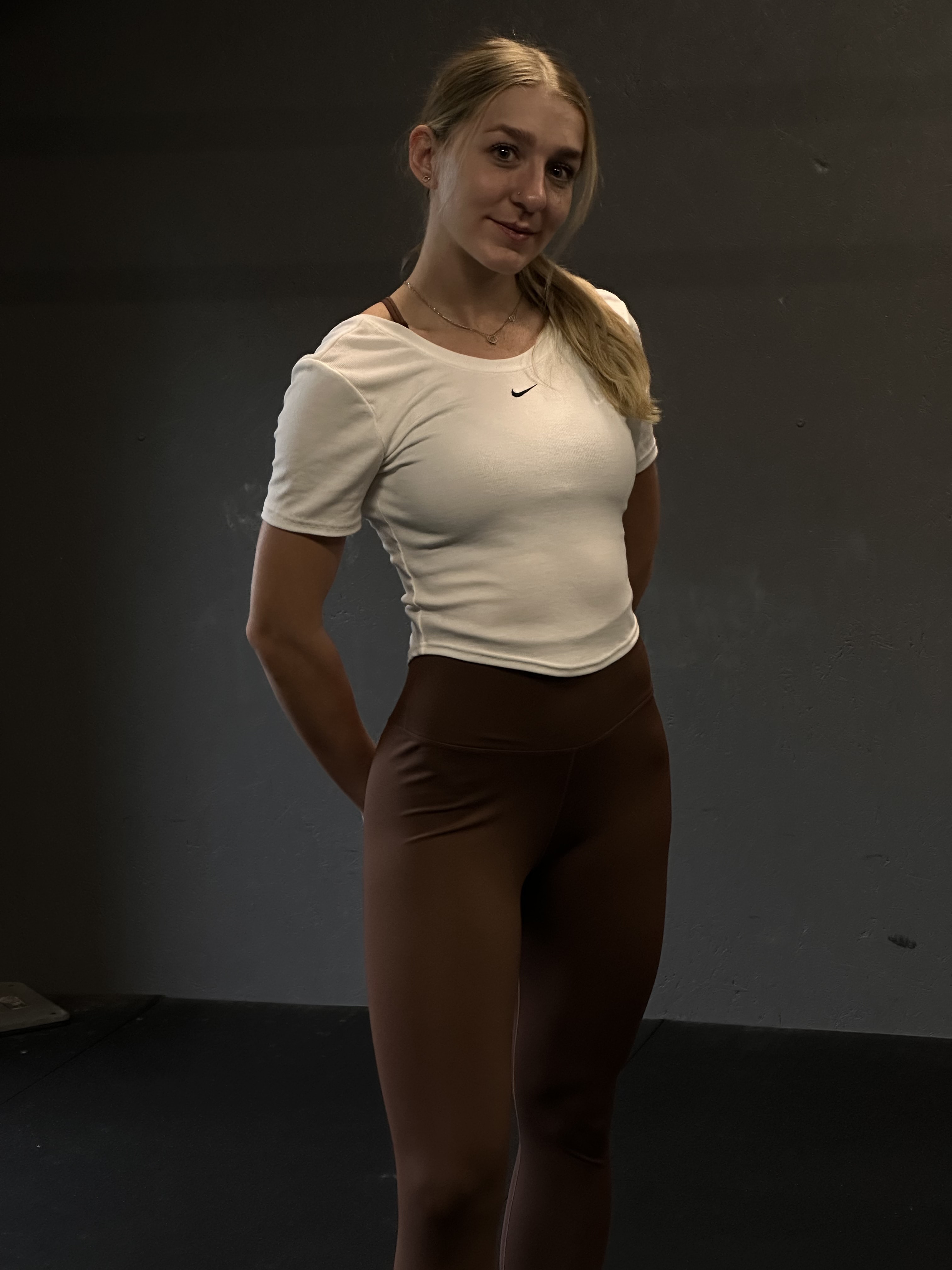 Portret Emilii w stroju treningowym